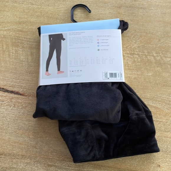 Wander by Hottotties Women's Vivian Velour Thermal Leggings - Picture 7 of 13